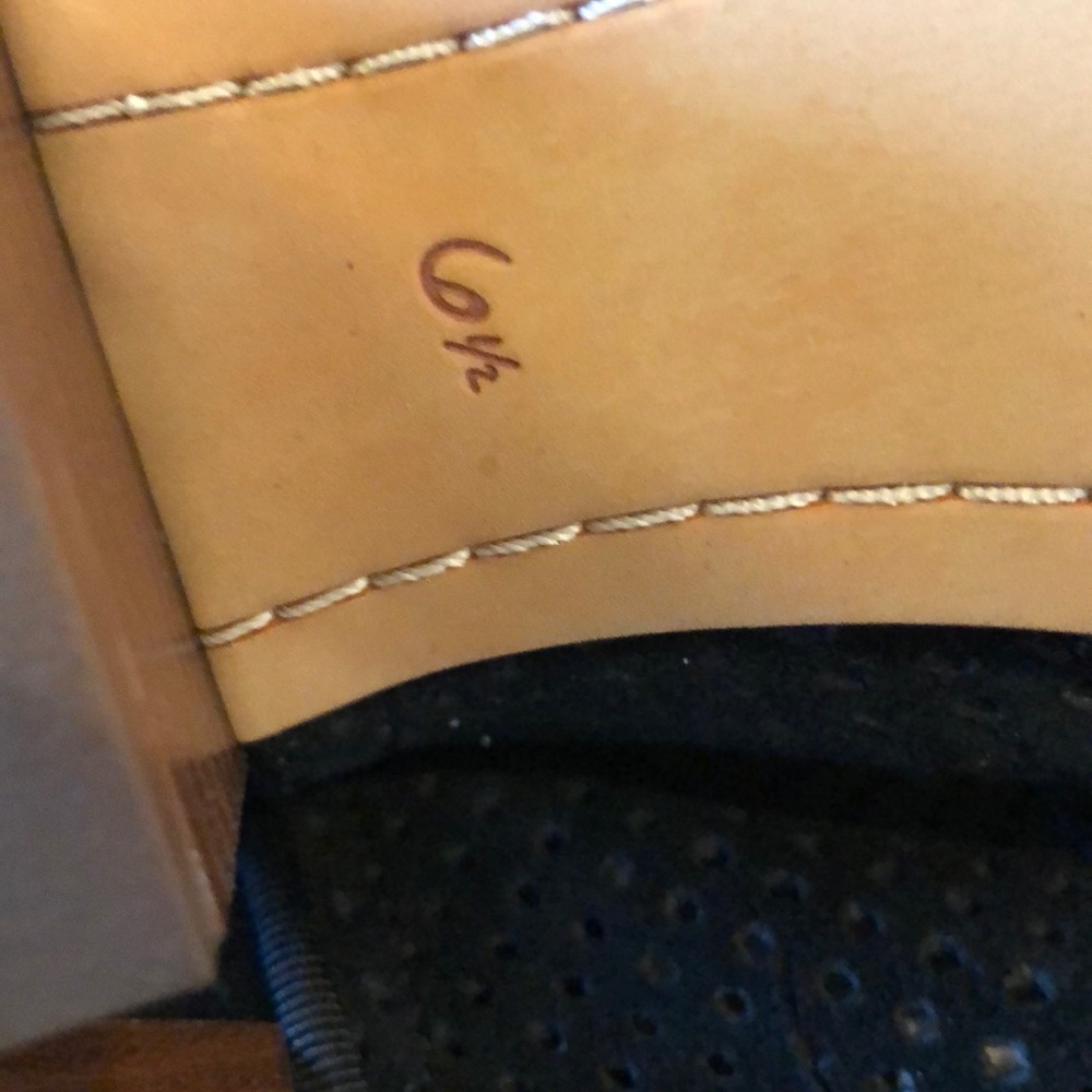 Sam Edelman Rio Side Cut Bootie - Picture 6 of 8